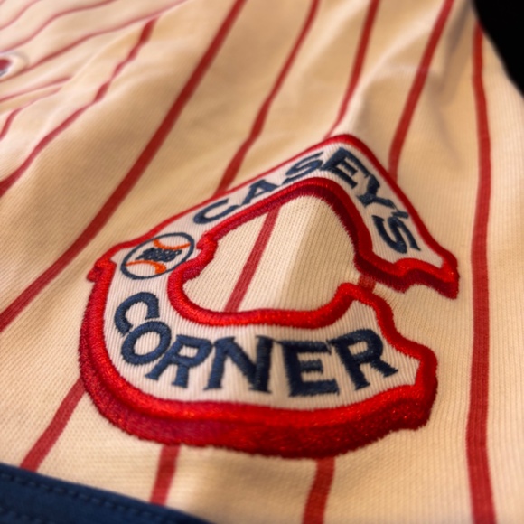 Very Rare NWT Walt Disney World Casey's Corner Baseball Jersey - Picture 5 of 6